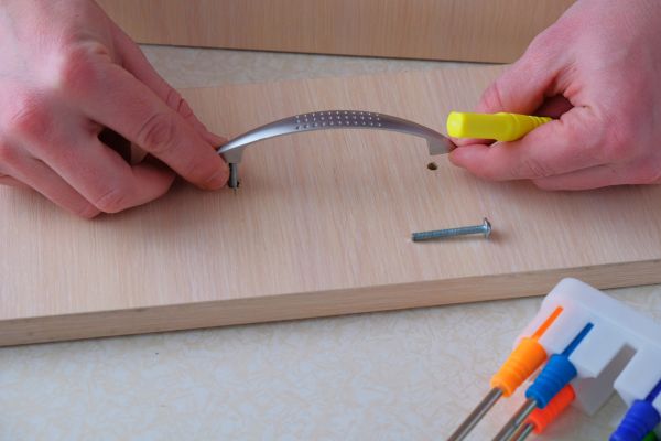 Cost of Drawer Handle Installation in Palatine